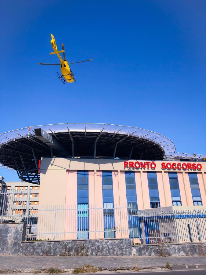 B&B Policlinico Gaspare Rodolico カターニア エクステリア 写真
