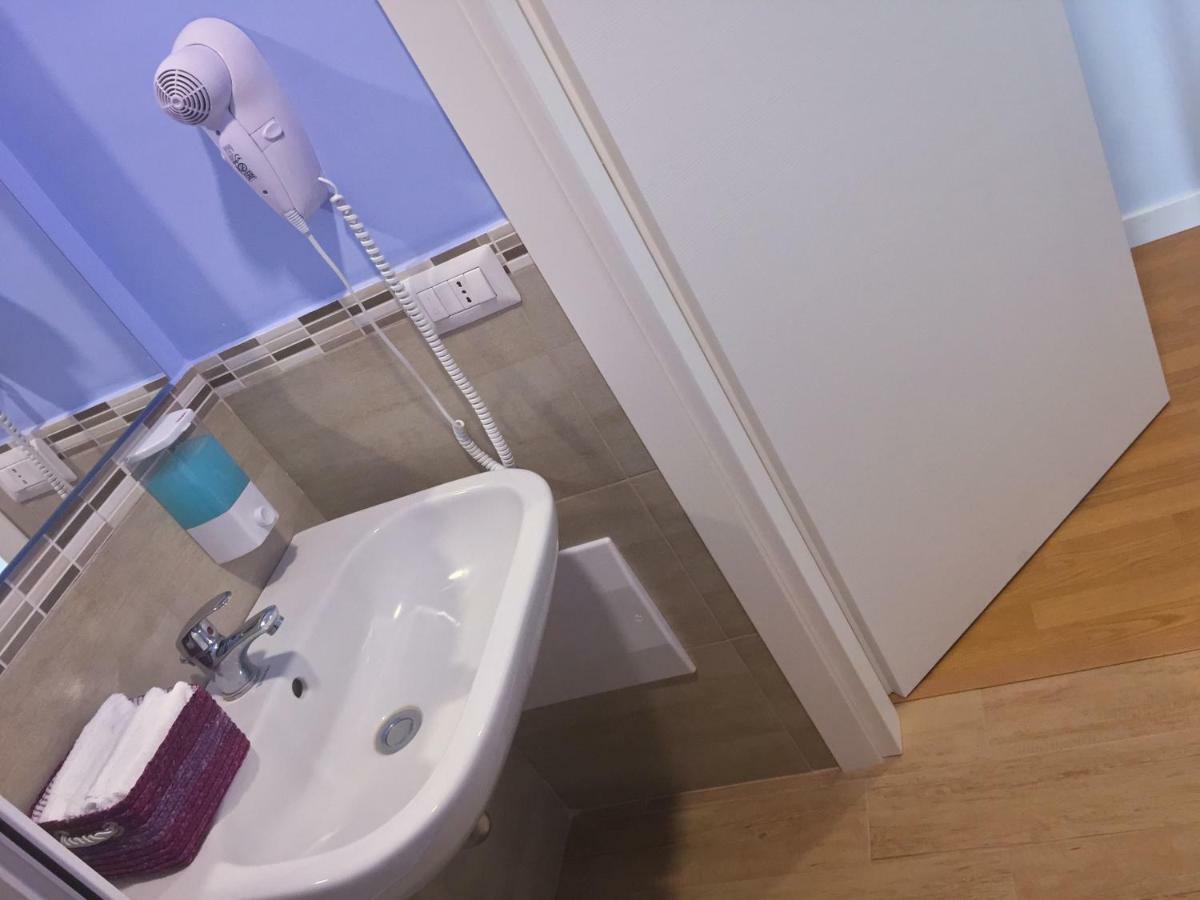 B&B Policlinico Gaspare Rodolico カターニア エクステリア 写真