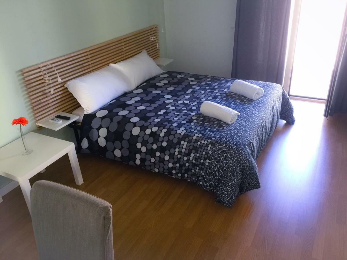 B&B Policlinico Gaspare Rodolico カターニア エクステリア 写真